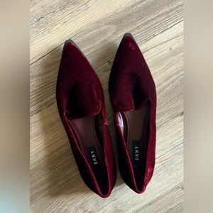 Maroon Dkny pointed toe loafers size 6.5